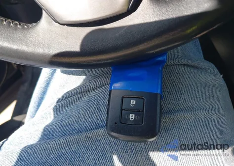 2018 Toyota Rav4 Xle from USA, damaged, VIN JTMWFREV6JJ726040